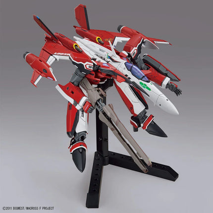 Bandai - Model Kit - HG 1/100 - Macross - YF-29 Durandal Valkyrie (Alto Saotome Use)