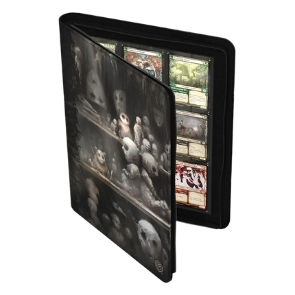 Ultimate Guard - Zipfolio 360 XenoSkin - Magic: The Gathering - Duskmourn: House of Horror - Dollmaker’s Shop