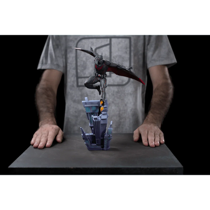 Iron Studios - Batman Beyond - Batman 1/10 Art Scale Statue - The Card Vault
