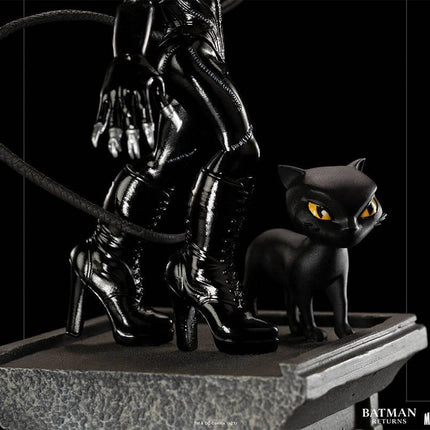 Iron Studios - Batman Returns - Catwoman MiniCo Figure - The Card Vault