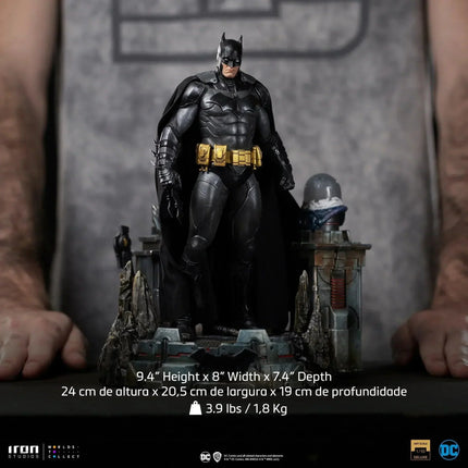 Iron Studios - Batman Unleashed Deluxe BDS Art Scale Statue 1/10 - The Card Vault