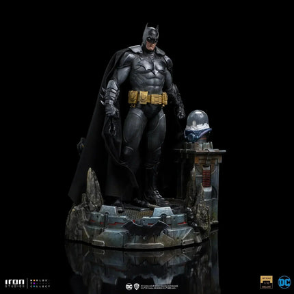 Iron Studios - Batman Unleashed Deluxe BDS Art Scale Statue 1/10 - The Card Vault