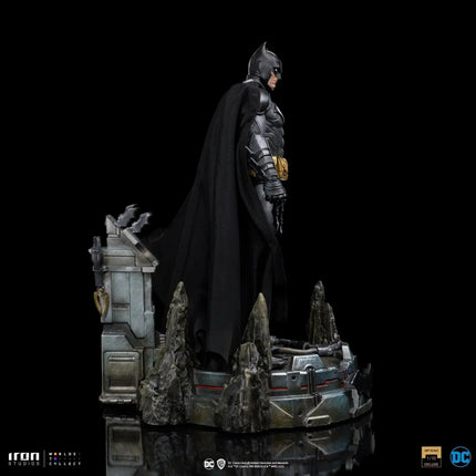 Iron Studios - Batman Unleashed Deluxe BDS Art Scale Statue 1/10 - The Card Vault