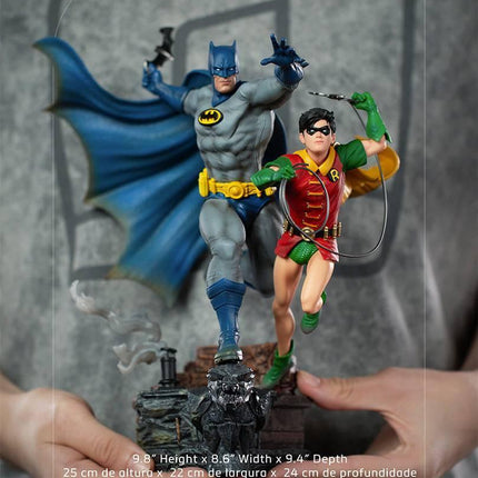 Iron Studios - DC Comics - Batman & Robin Deluxe BDS Art Scale Statue 1/10 - The Card Vault