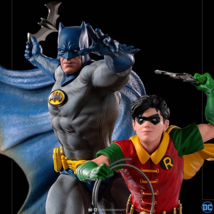 Iron Studios - DC Comics - Batman & Robin Deluxe BDS Art Scale Statue 1/10 - The Card Vault