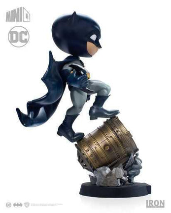 Iron Studios - DC Comics - Batman Deluxe MiniCo Figure - The Card Vault