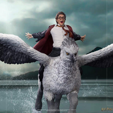 Iron Studios - Harry Potter - Harry Potter & Buckbeak - Deluxe Art Scale Statue 1/10 - The Card Vault