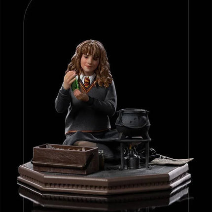 Iron Studios - Harry Potter - Hermione Granger Polyjuice BDS Art Scale Statue 1/10 - The Card Vault