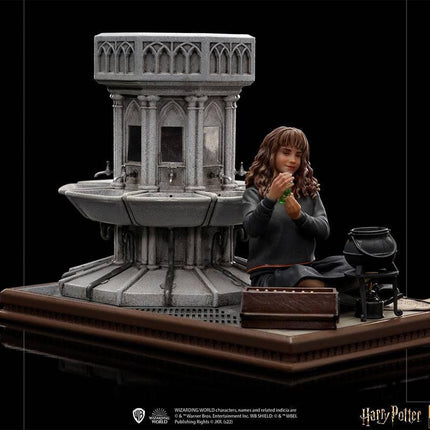 Iron Studios - Harry Potter - Hermione Granger Polyjuice Deluxe BDS Art Scale Statue 1/10 - The Card Vault