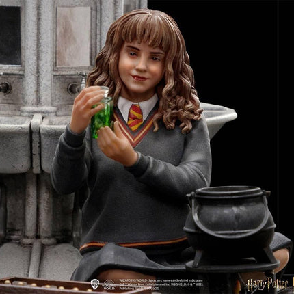Iron Studios - Harry Potter - Hermione Granger Polyjuice Deluxe BDS Art Scale Statue 1/10 - The Card Vault