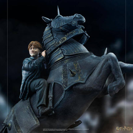 Iron Studios - Harry Potter - Ron Weasley at the Wizard Chess Deluxe BDS Art Scale Statue 1/10 - The Card Vault