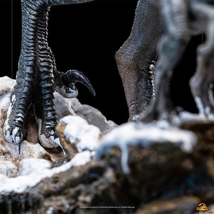 Iron Studios - Jurassic Park: Dominion - Blue and Beta Deluxe BDS Art Scale Statue 1/10 - The Card Vault