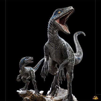 Iron Studios - Jurassic Park: Dominion - Blue and Beta Deluxe BDS Art Scale Statue 1/10 - The Card Vault