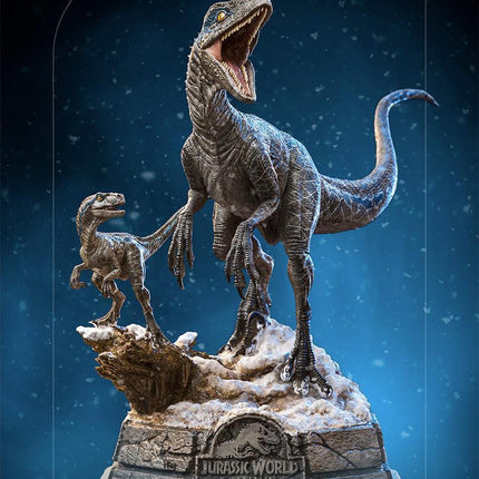Iron Studios - Jurassic Park: Dominion - Blue and Beta Deluxe BDS Art Scale Statue 1/10 - The Card Vault