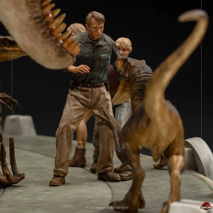 Iron Studios - Jurassic Park: The Final Scene - Demi Scale Statue 1/20 - The Card Vault