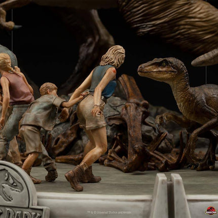 Iron Studios - Jurassic Park: The Final Scene - Demi Scale Statue 1/20 - The Card Vault