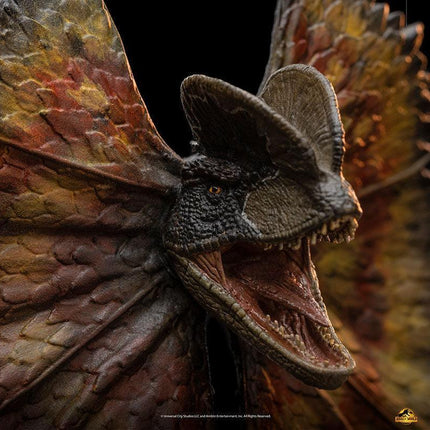 Iron Studios - Jurassic World: Dominion - Dilophosaurus BDS Art Scale Statue 1/10 - The Card Vault