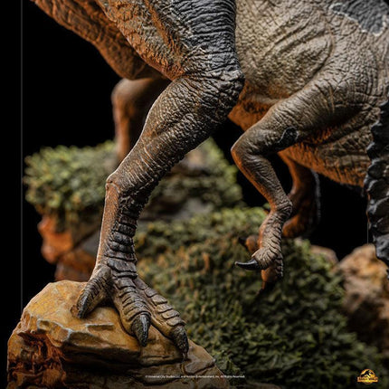 Iron Studios - Jurassic World: Dominion - Dilophosaurus BDS Art Scale Statue 1/10 - The Card Vault