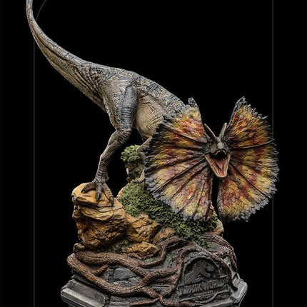 Iron Studios - Jurassic World: Dominion - Dilophosaurus BDS Art Scale Statue 1/10 - The Card Vault