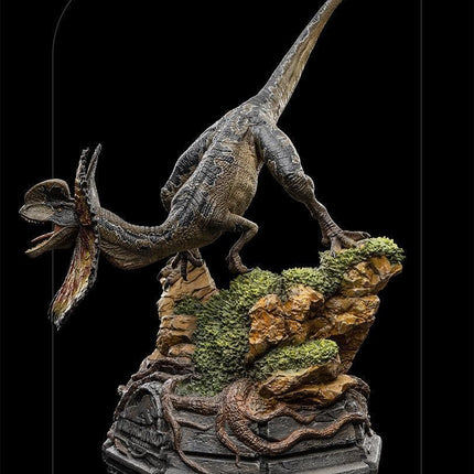 Iron Studios - Jurassic World: Dominion - Dilophosaurus BDS Art Scale Statue 1/10 - The Card Vault