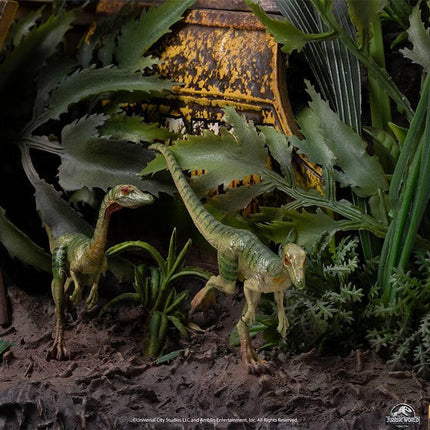 Iron Studios - Jurassic World: Fallen Kingdom - Blue Deluxe BDS Art Scale Statue 1/10 - The Card Vault
