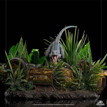 Iron Studios - Jurassic World: Fallen Kingdom - Blue Deluxe BDS Art Scale Statue 1/10 - The Card Vault