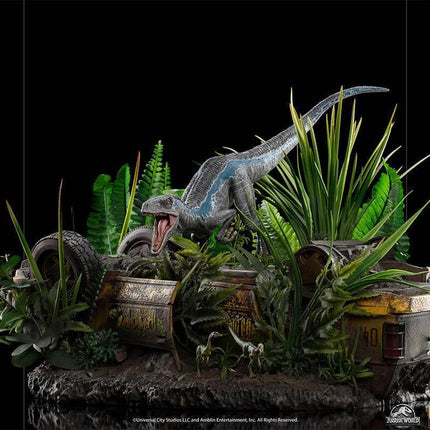 Iron Studios - Jurassic World: Fallen Kingdom - Blue Deluxe BDS Art Scale Statue 1/10 - The Card Vault