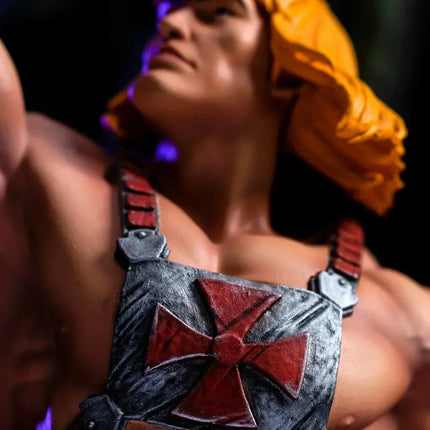 Iron Studios - Masters of the Universe - He-Man Deluxe BDS Art Scale Statue 1/10 - The Card Vault