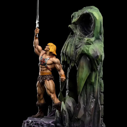 Iron Studios - Masters of the Universe - He-Man Deluxe BDS Art Scale Statue 1/10 - The Card Vault