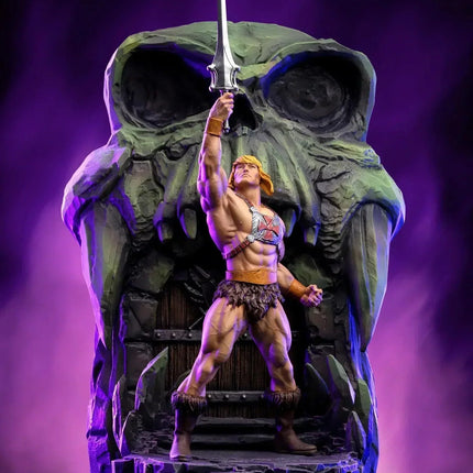 Iron Studios - Masters of the Universe - He-Man Deluxe BDS Art Scale Statue 1/10 - The Card Vault