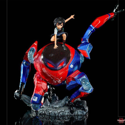 Iron Studios - Spider-Man: Into The Spider-Verse - Peni Parker & SP // dr Deluxe BDS Art Scale Statue 1/10 - The Card Vault