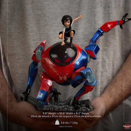 Iron Studios - Spider-Man: Into The Spider-Verse - Peni Parker & SP // dr Deluxe BDS Art Scale Statue 1/10 - The Card Vault