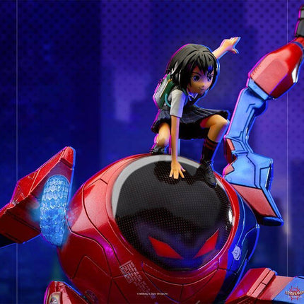 Iron Studios - Spider-Man: Into The Spider-Verse - Peni Parker & SP // dr Deluxe BDS Art Scale Statue 1/10 - The Card Vault