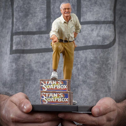 Iron Studios - Stan Lee BDS Art Scale Statue 1/10 - The Card Vault