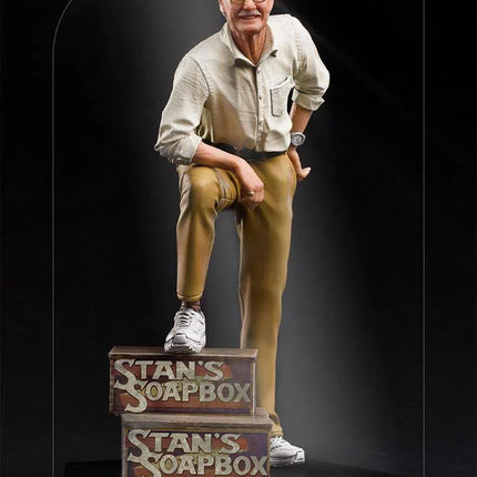 Iron Studios - Stan Lee BDS Art Scale Statue 1/10 - The Card Vault