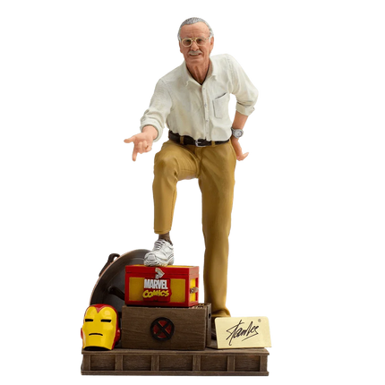Iron Studios - Stan Lee Deluxe BDS Art Scale Statue 1/10 - The Card Vault