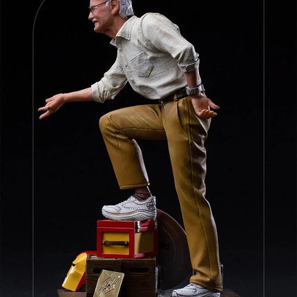 Iron Studios - Stan Lee Deluxe BDS Art Scale Statue 1/10 - The Card Vault