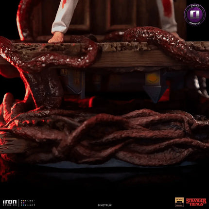 Iron Studios - Stranger Things - Eleven - Deluxe Art Scale Statue 1/10 - The Card Vault