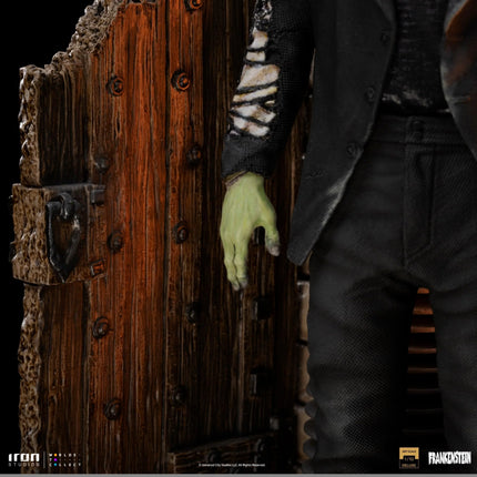 Iron Studios - Universal Monsters - Frankenstein Monster Deluxe BDS Art Scale Statue 1/10 - The Card Vault