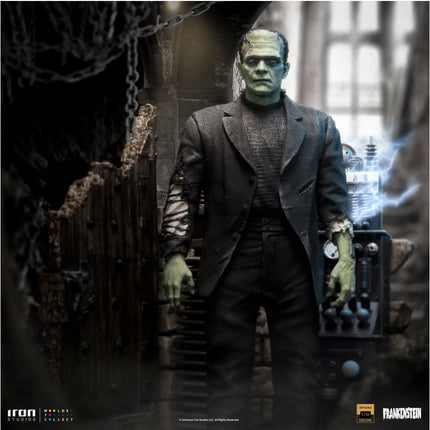 Iron Studios - Universal Monsters - Frankenstein Monster Deluxe BDS Art Scale Statue 1/10 - The Card Vault