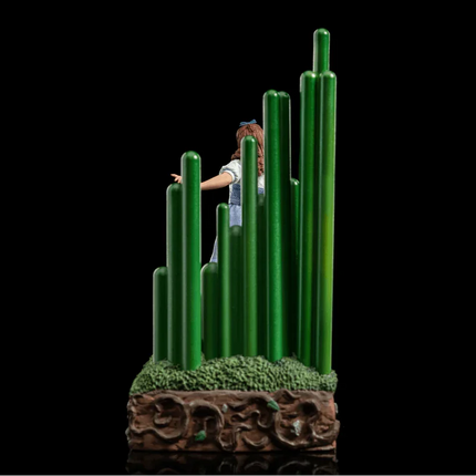 Iron Studios - Wizard of Oz - Dorothy Deluxe Art Scale Statue 1/10 - The Card Vault