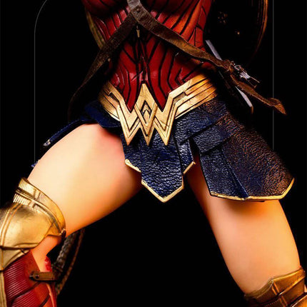 Iron Studios - Zack Snyder's Justice League - Wonder Woman BDS Art Scale Statue 1/10 - The Card Vault