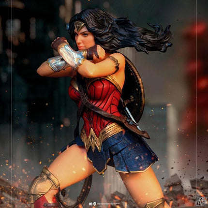 Iron Studios - Zack Snyder's Justice League - Wonder Woman BDS Art Scale Statue 1/10 - The Card Vault